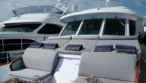 Classic yacht DUNE -  Forward Sunpads